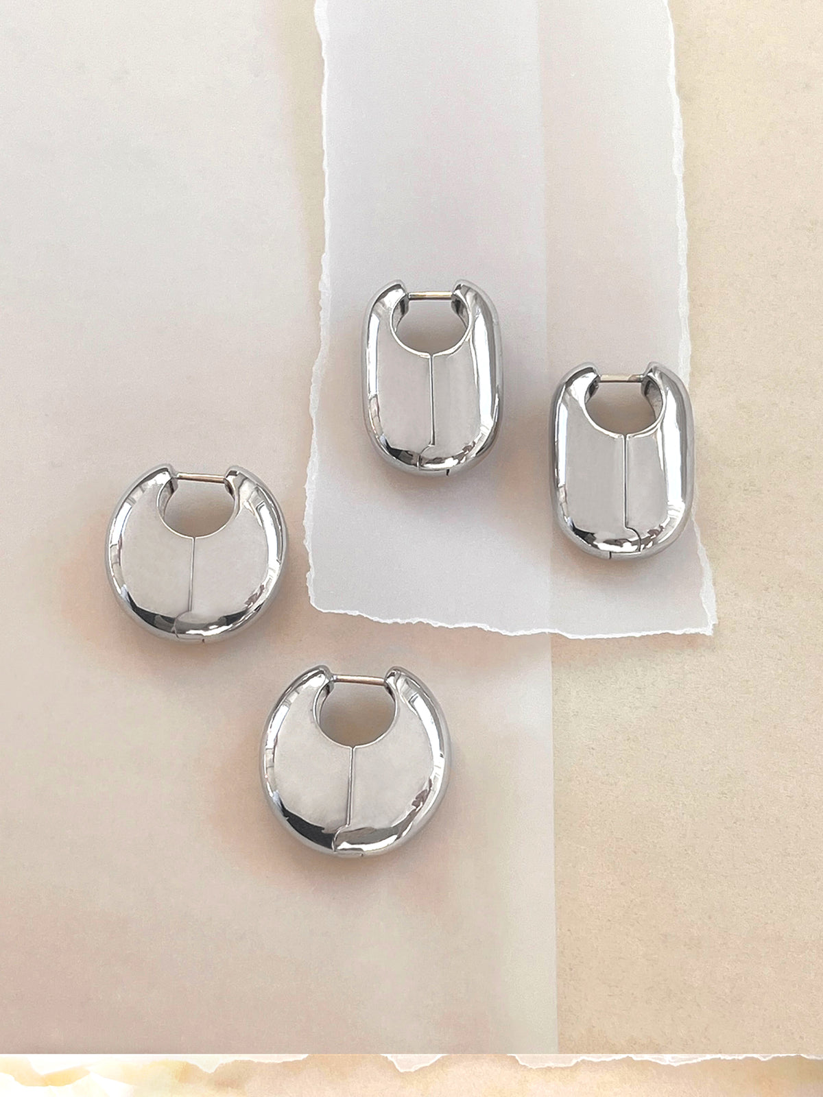 Vola & Ferma Earrings Silver