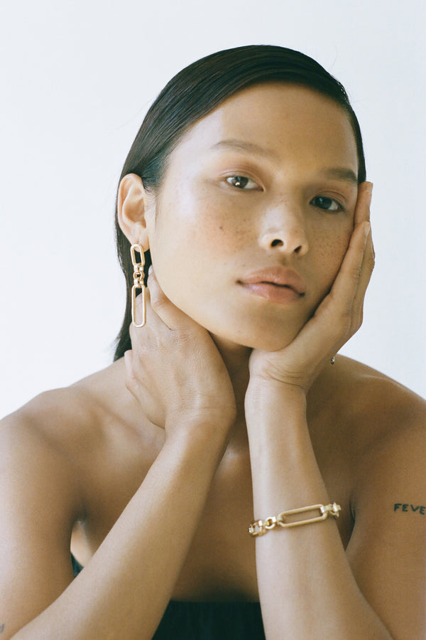 Model wearing Laura Lombardi Stanza Earrings.